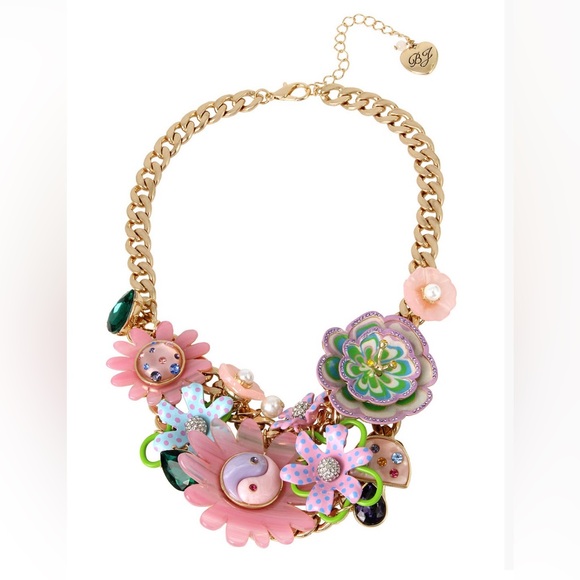 NWOT! Betsey Johnson | Flower Drama Bib Necklace - Picture 5 of 12